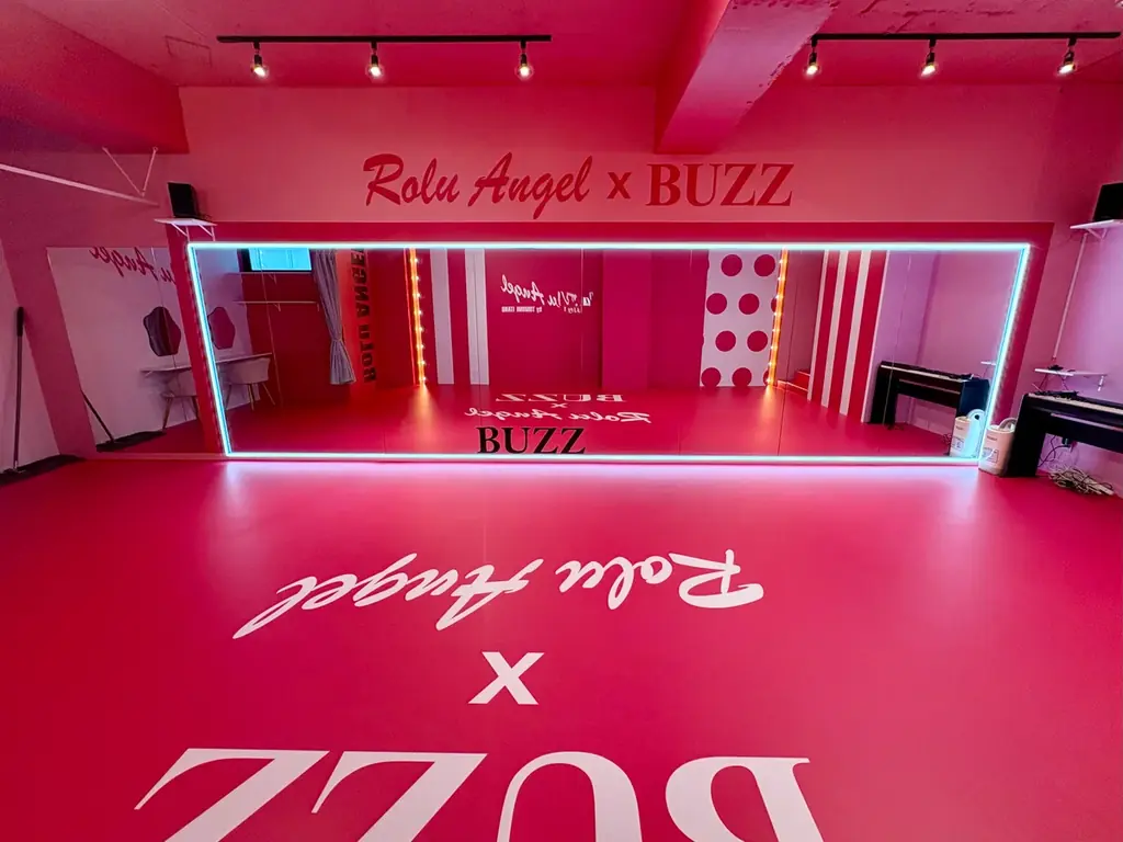 元AKB48板野友美さんプロデュース！STUDIO BUZZ初の著名人プロデューススタジオ『板野友美プロデュースroom“RoLuANGEL×BUZZ”』オープン！！ 画像 3