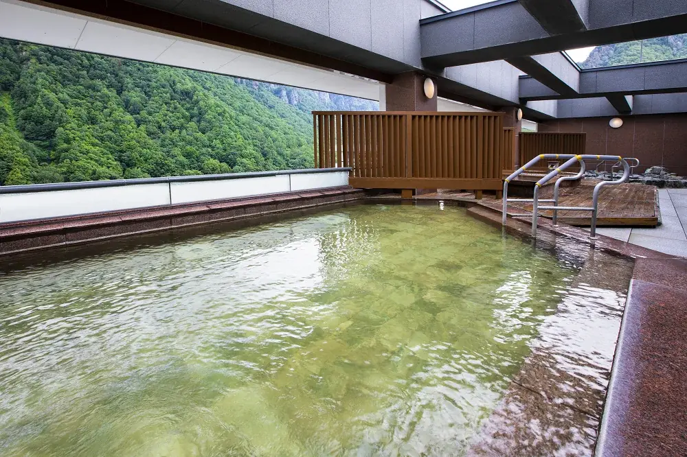 【北海道／層雲峡温泉】夏休み限定！描いた絵がスクリーンで動く！お子様3900円の新体験プラン販売開始♪ 画像 4