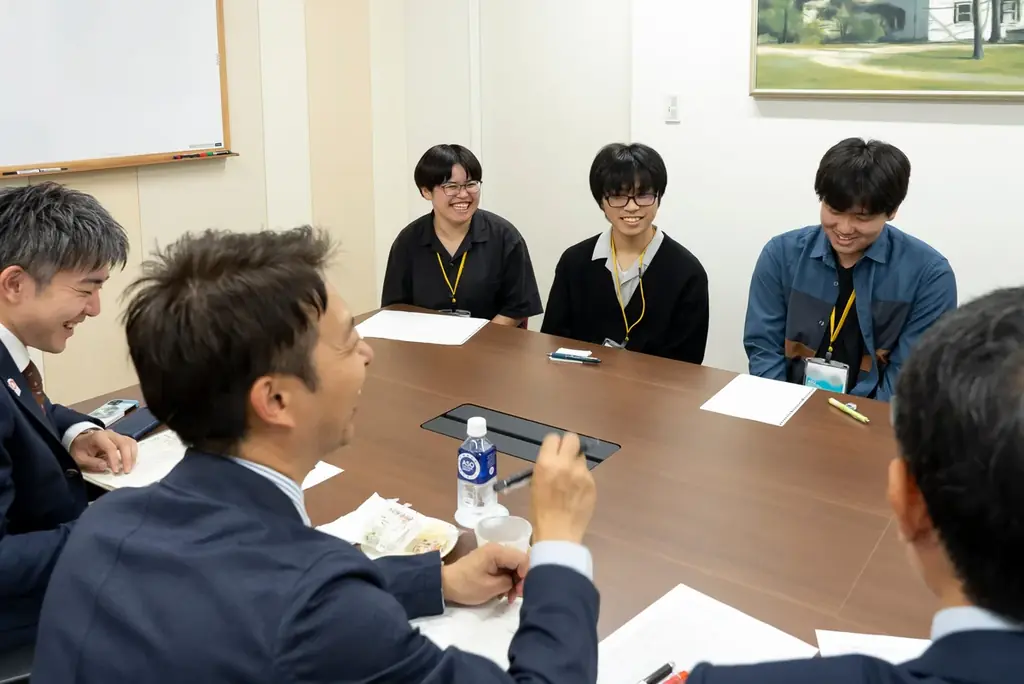 福岡 麻生公務員専門学校福岡校 ペットボトルキャップ回収を通じた循環型社会への貢献 ― 日本山村硝子株式会社による特別講演を実施 画像 5
