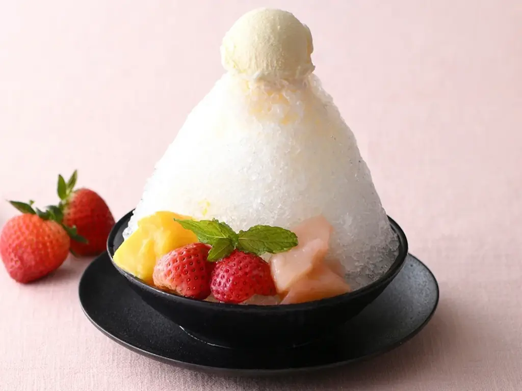 【一人鍋しゃぶしゃぶ すうぷ 静岡パルコ】夏季限定の特別スイーツ第一弾!スペシャルコース以上で楽しめる『選べるスイーツ』にてふわふわ食感の『台湾かき氷 彩りスイーツ』が新登場! 画像 3