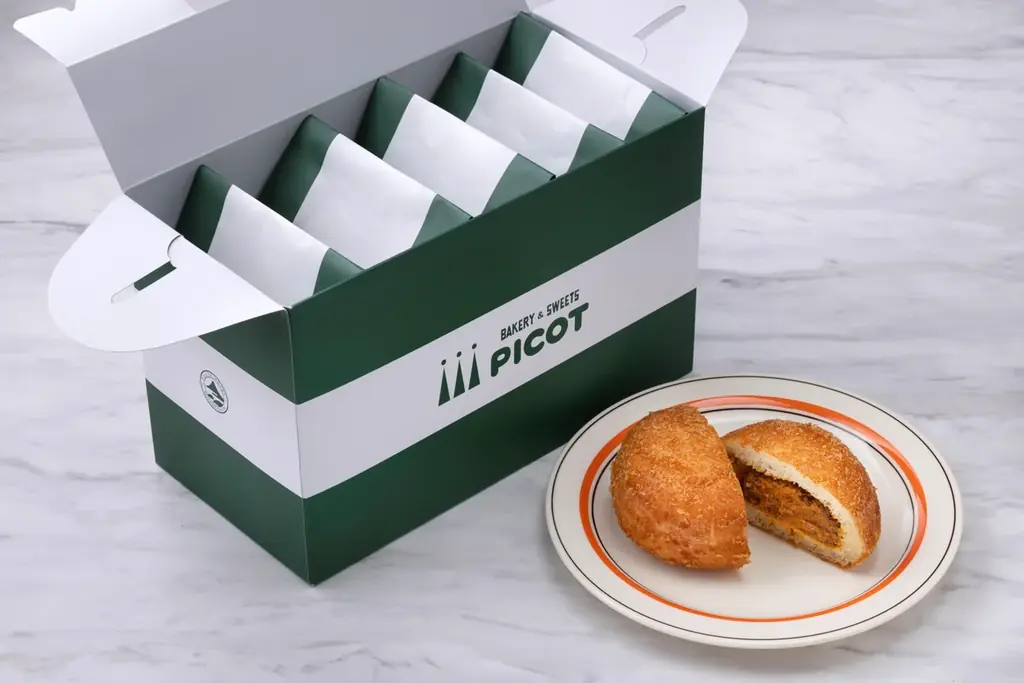 富士屋ホテル　箱根エッグタルト・クラシックカレーパン5個入りBOX販売中! 画像 2