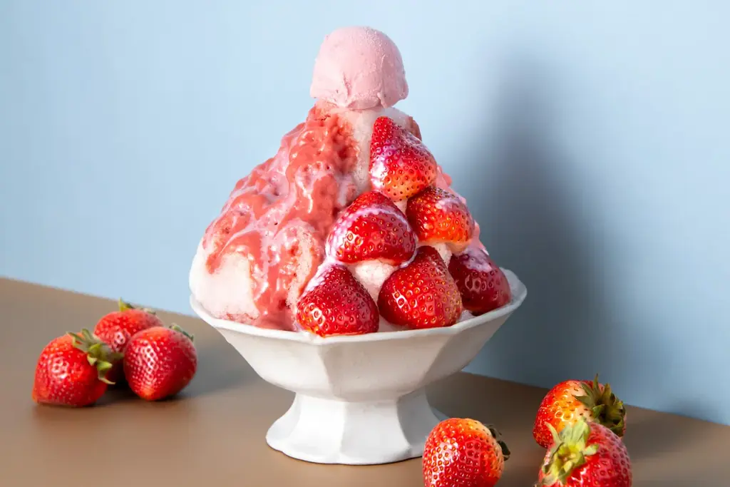 夏限定のお楽しみ。かき氷＆スムージーが３＋３で７月７日からスタート。神戸旧居留地カフェ「ニューラフレア」 画像 2