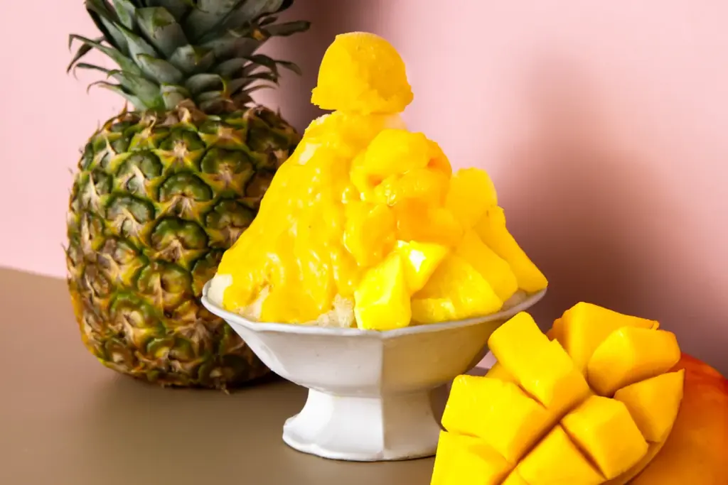 夏限定のお楽しみ。かき氷＆スムージーが３＋３で７月７日からスタート。神戸旧居留地カフェ「ニューラフレア」 画像 3