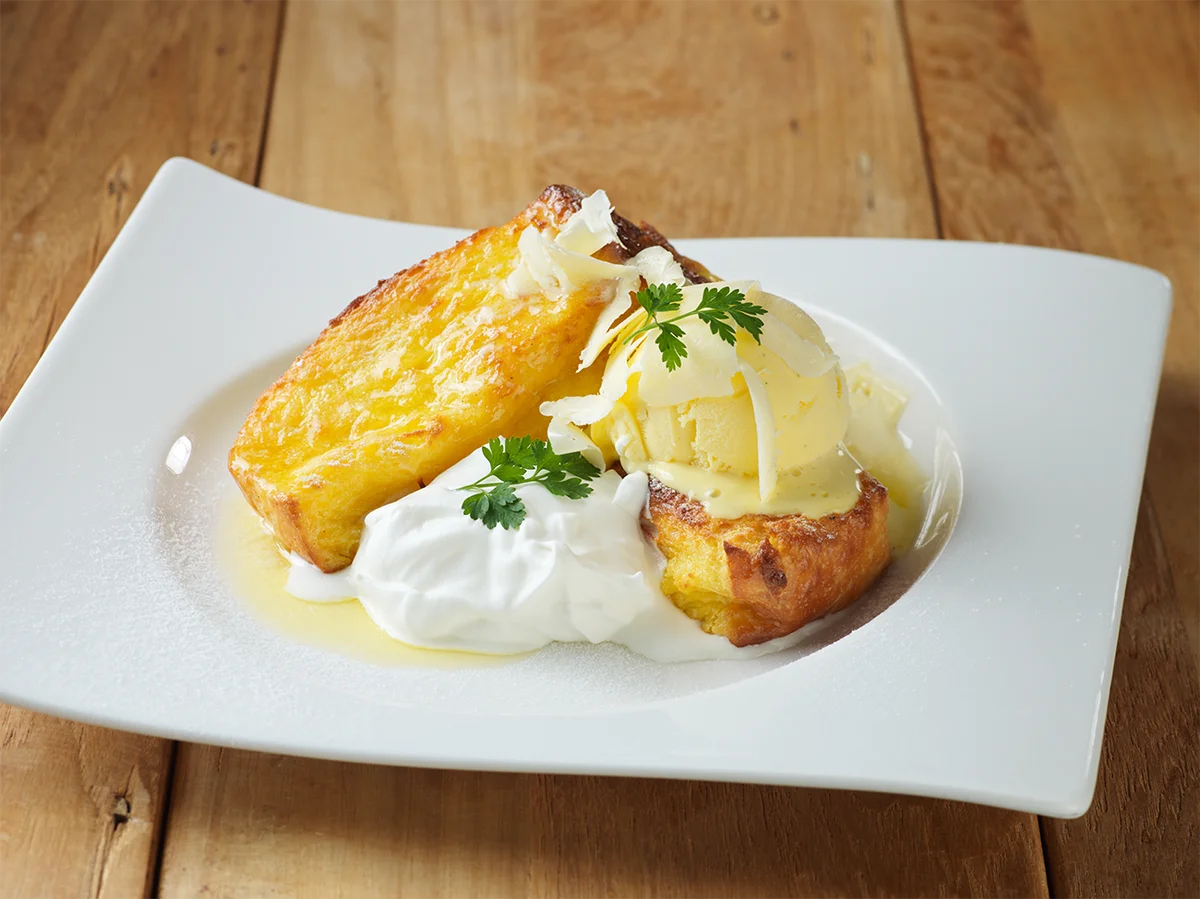 【ドレモルタオ】新作メニュー公開！7月限定の北海道メロンをふんだんに使用した新作パンケーキや、ももを丸ごと使用したパルフェなど、旬の素材を贅沢に使用。 画像 10