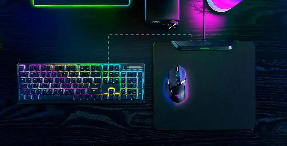【Razer】ゲームの限界を超えろ。無限のパワーをその手に。ワイヤレス充電システム「Razer HyperFlux V2」2025年6月30日（月）より予約開始。 画像 2