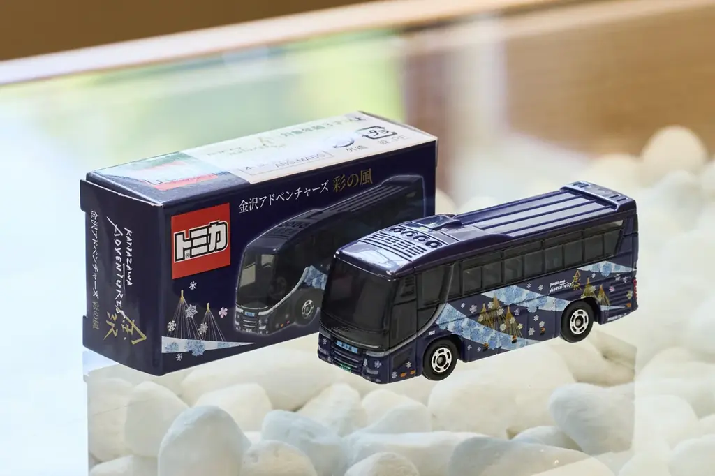 トミカ 金沢アドベンチャーズ 彩の風 2台セット 新品未開封 トミカ 彩の風ホテル 日野セレガ 2台セット 金沢アドベンチャー