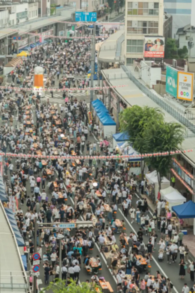 JR郡山駅を出たら目前に広がる非日常空間。駅前大通り350ｍに渡る巨大ビアガーデン『サマーフェスタ IN KORIYAMA 2025（ビール祭）』が今年も開幕！ 画像 2