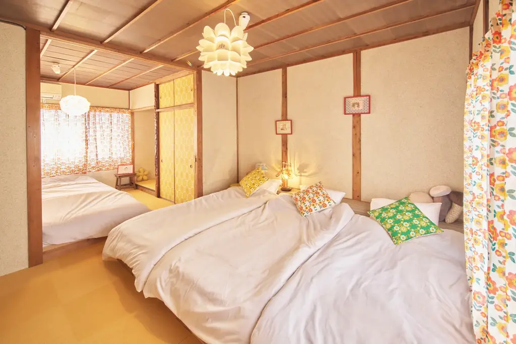 名古屋ど真ん中で“昭和に泊まる”。家ごとタイムスリップした“レトロかわいい宿”とは?──名古屋駅徒歩3分、SNSで話題沸騰の昭和フォトステイがオープン! 画像 5