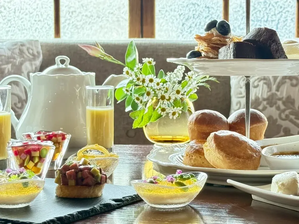 「オープン10周年目＆築100周年目を記念し、日本の方へアフタヌーンティーを開催。」鎌倉の景観重要建築物等に指定された建物で鎌倉と老舗酒問屋の趣向をこらしたスイーツでゆったりした時間をお過ごしください 画像 4