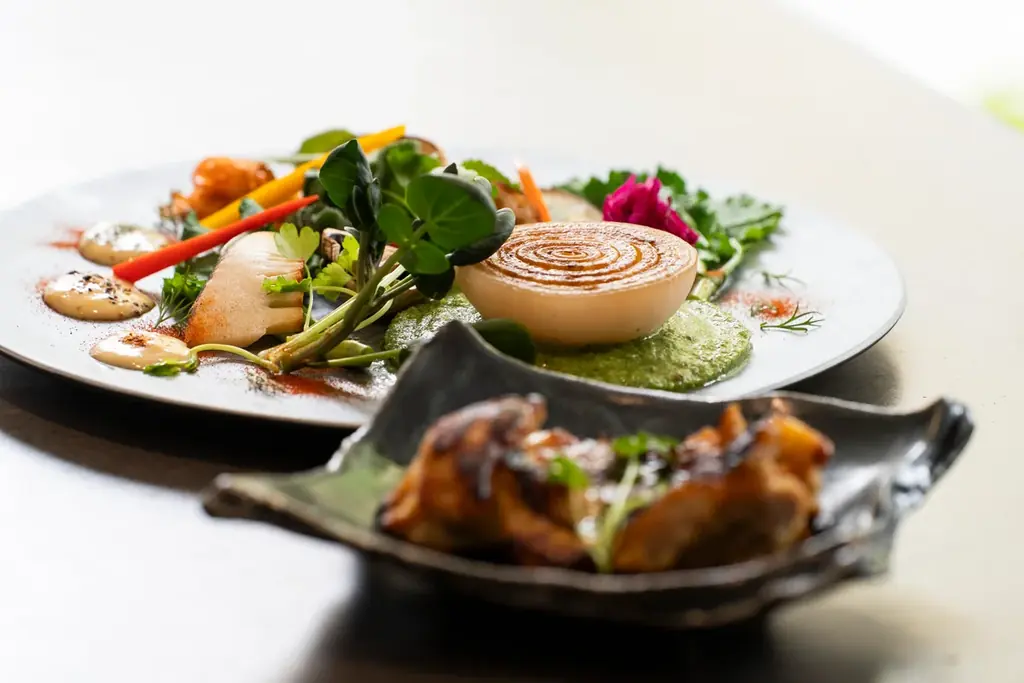 【あべの 猫ごよみ展】大阪市阿倍野区の保護猫施設「ホーリーハウス」にて月替わりで猫作家展を開催。落ち着いた古民家で、猫と美食に癒され、個性あふれる猫作品と出会えるー。ご来場が保護猫の支援に繋がります。 画像 5