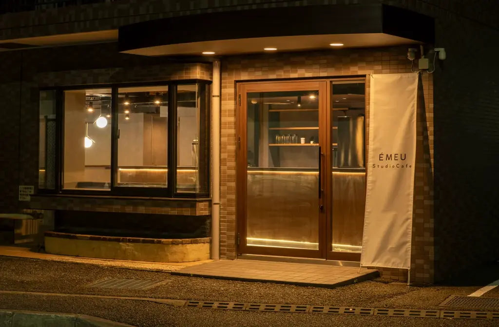 「EMEU StudioCafe」三浦市に7月6日オープン　ヘアメイクスタジオ併設の新たなカフェ空間 画像 5