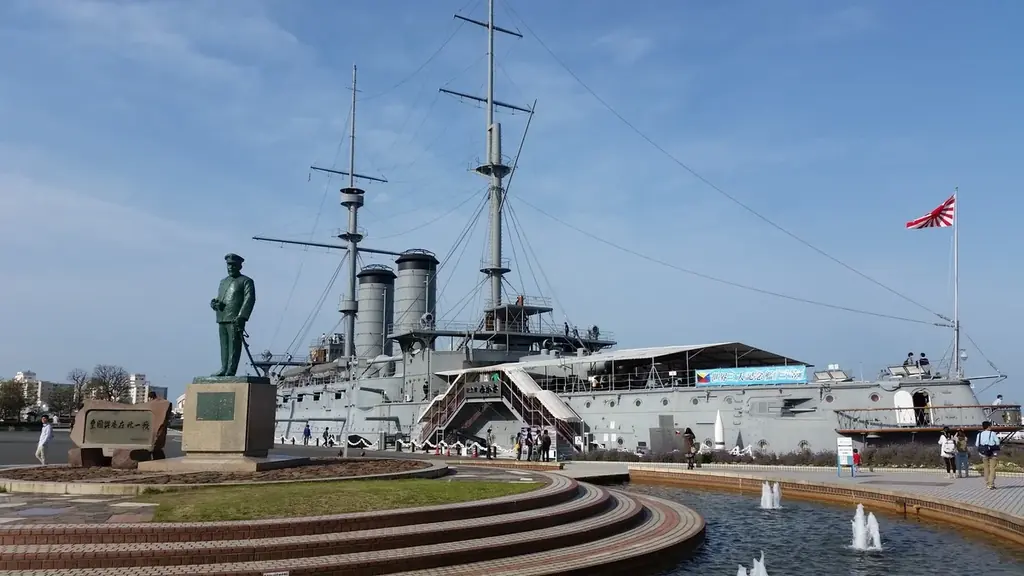 はとバスでお得に横須賀を周遊！「YOKOSUKA 軍港めぐりと四季折々の花を満喫！ソレイユの丘」を運行します！ 画像 3