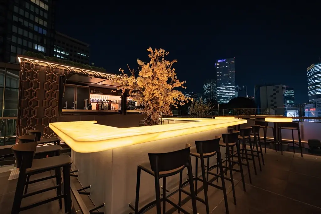2025年7月3日(木)から、ベンジャミンステーキハウス紀尾井町店『BENJAMIN MUSIC TERRACE – Supported By MOËT & CHANDON – 』が期間限定で開催。 画像 2