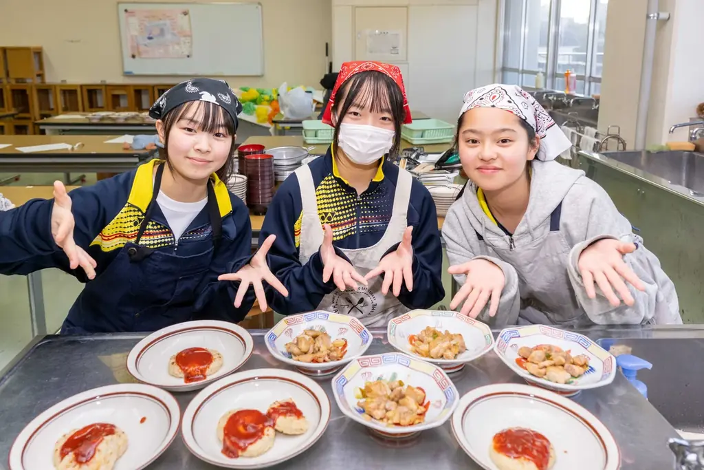 関東学院大学栄養学部の学生が考案した献立が横浜市の中学校給食に登場！！ 画像 8