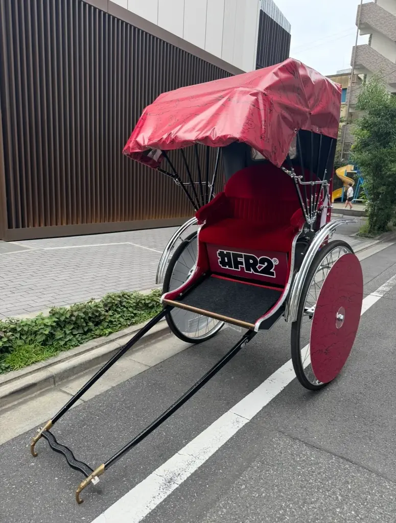 浅草を拠点とする観光人力車「東京力車」がストリートブランド「#FR２」とコラボレーション！伝統とストリートが交差するアイテムを2025年7月5日（土）より数量限定発売！ 画像 7