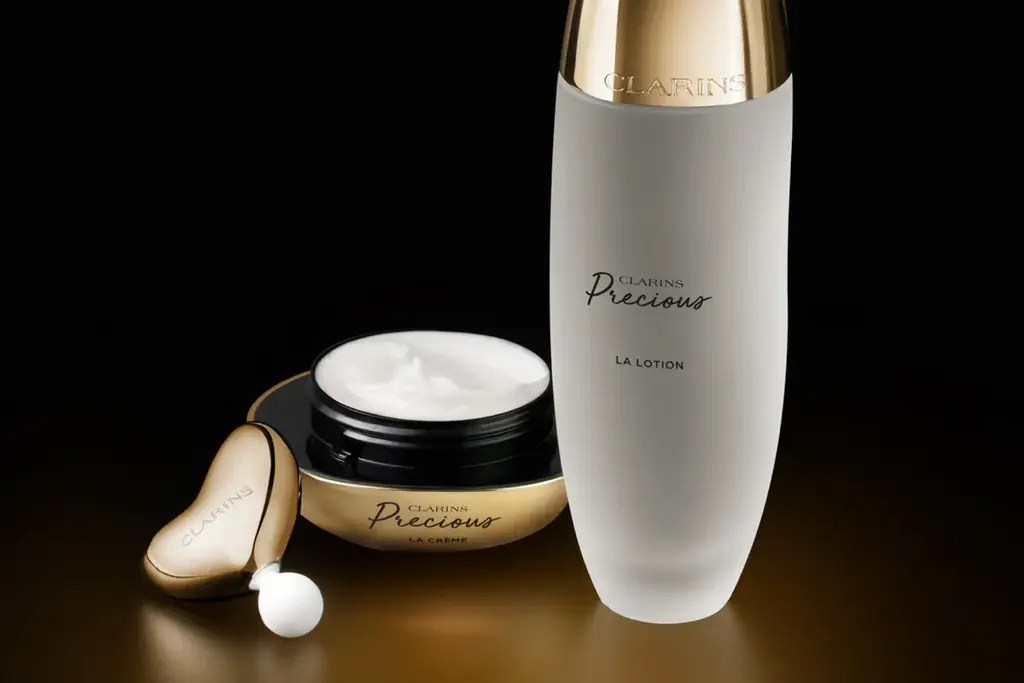 西武池袋店がリニューアル。稀少な花の恵みから生まれたクラランスプレシャスも展開 画像 3