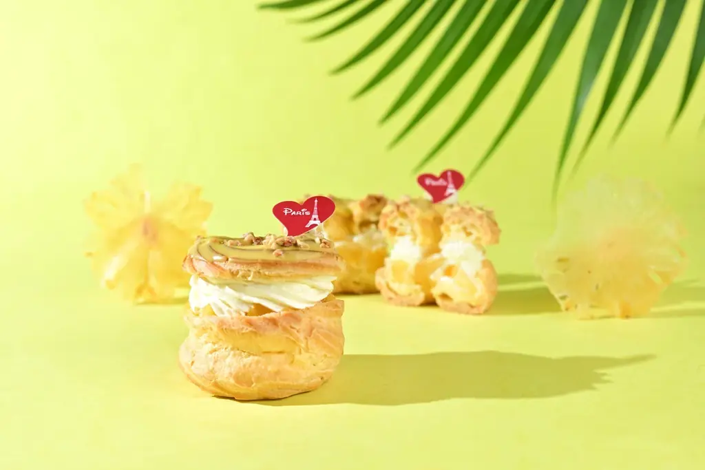 フランスの伝統菓子「パリブレスト」本日より発売開始！7周年を迎えるノボテル沖縄那覇から、夏のヨーロッパの風をお届けします。 画像 1