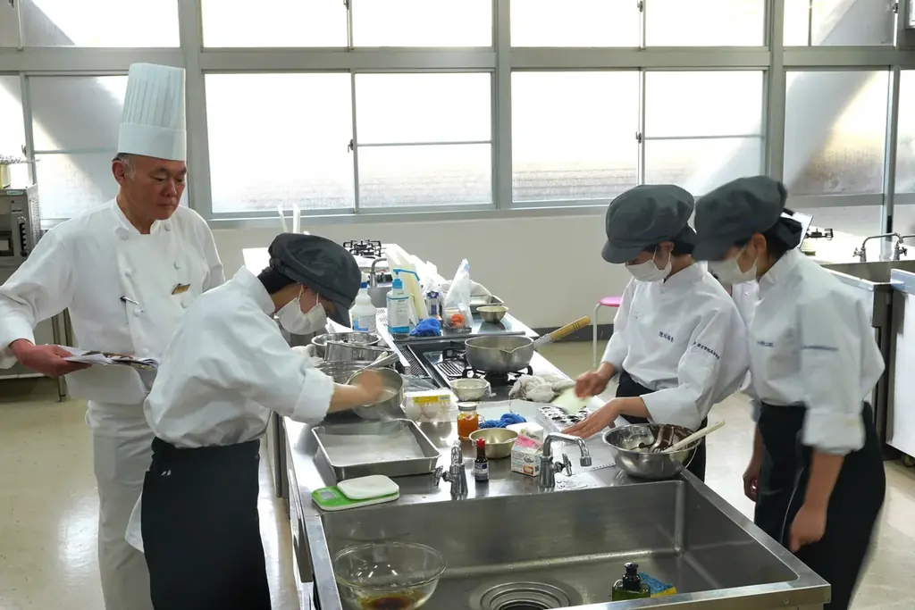 【名鉄小牧ホテル】 産学連携プロジェクトにより新デザートが誕生 ~ 地元高校生が「バリッチェ」ホテルデザートメニュー開発に本気チャレンジ ~ 画像 5