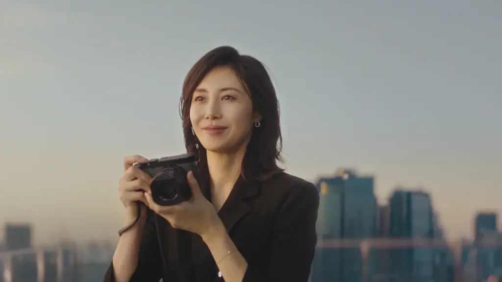 男性肌向け美容液「SHISEIDO MEN 新アルティミューン」が7月21日に発売　年齢を力に変える、反町隆史さんを松嶋菜々子さんがカメラに収める反町さんの過去の写真もCM内で公開 画像 6