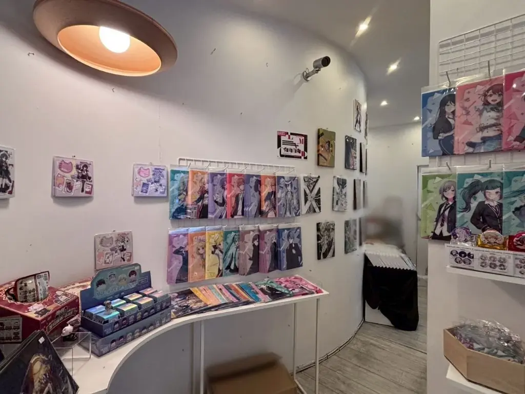 フランスに初出店の「アニメイトパリ ポップアップストア」が2025年7月1日にオープン！　他のアニメイトとは一味違う店内をご紹介!! 画像 5