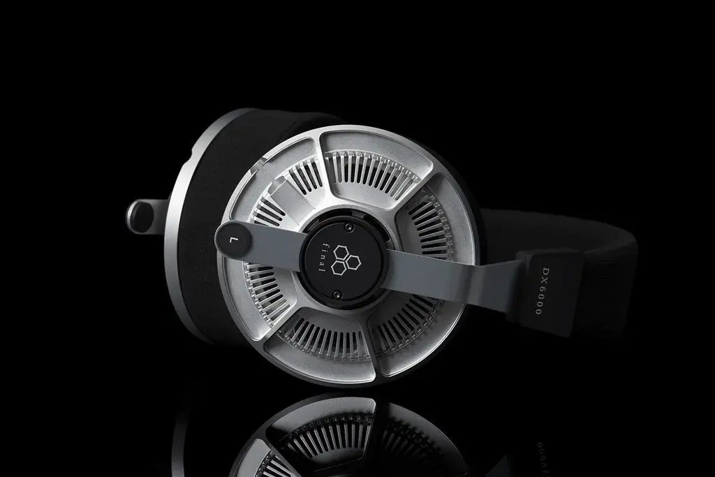 今週末は「夏のヘッドフォン祭mini 2025」へ！ final新イヤホン「MAKE MOD」初お披露目 「A10000」やDITA「Prelude」など新製品試聴も 画像 3