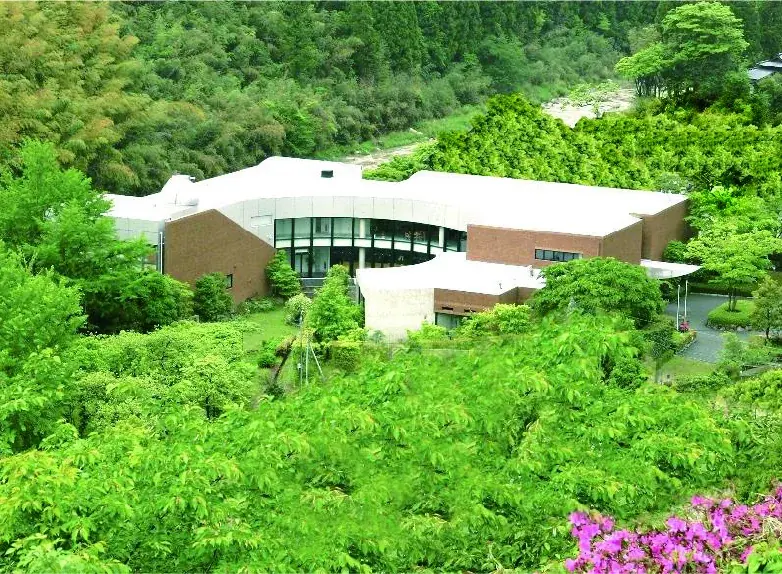 【2025年8月1日オープン】佐賀・古湯温泉に清流を望む癒し宿が誕生！ぬる湯×Bar×地酒を愉しむ大人の寛ぎ空間｜佐賀風雅 画像 7