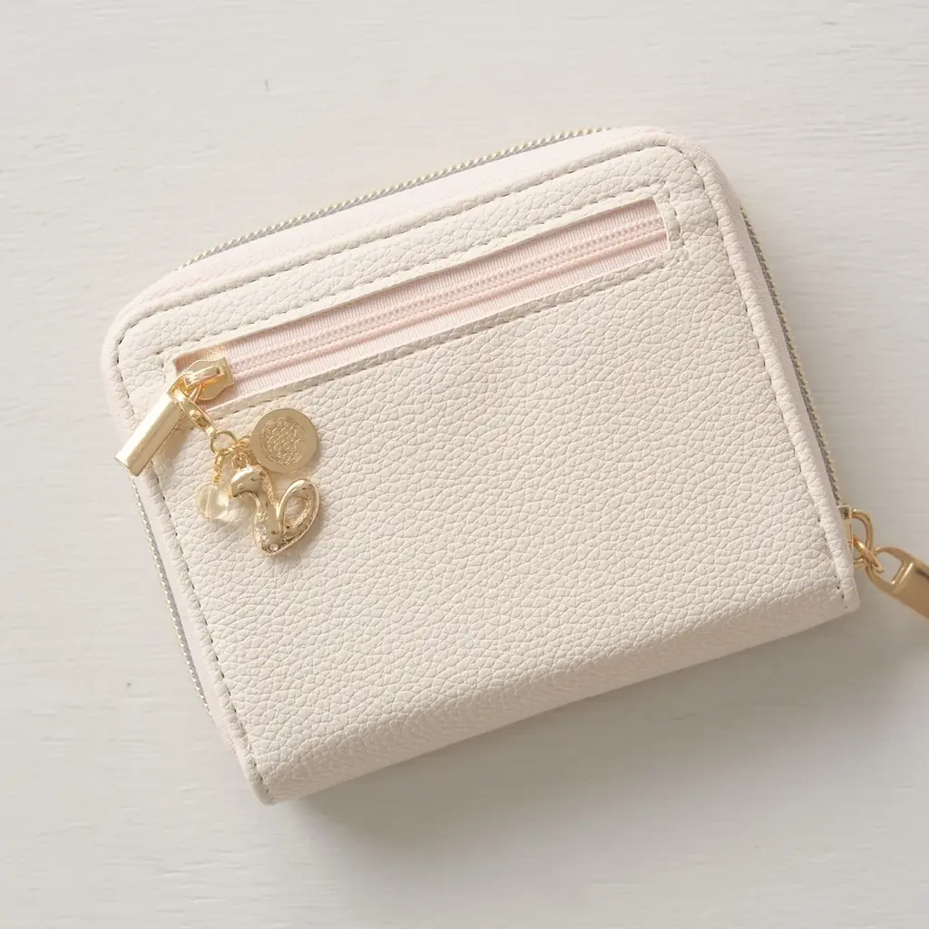 白蛇を祀る「蛇窪神社」監修の、“開運をコーディネイトする！？”お財布とハッピーチャーム7月10日(木)発売！ 画像 7