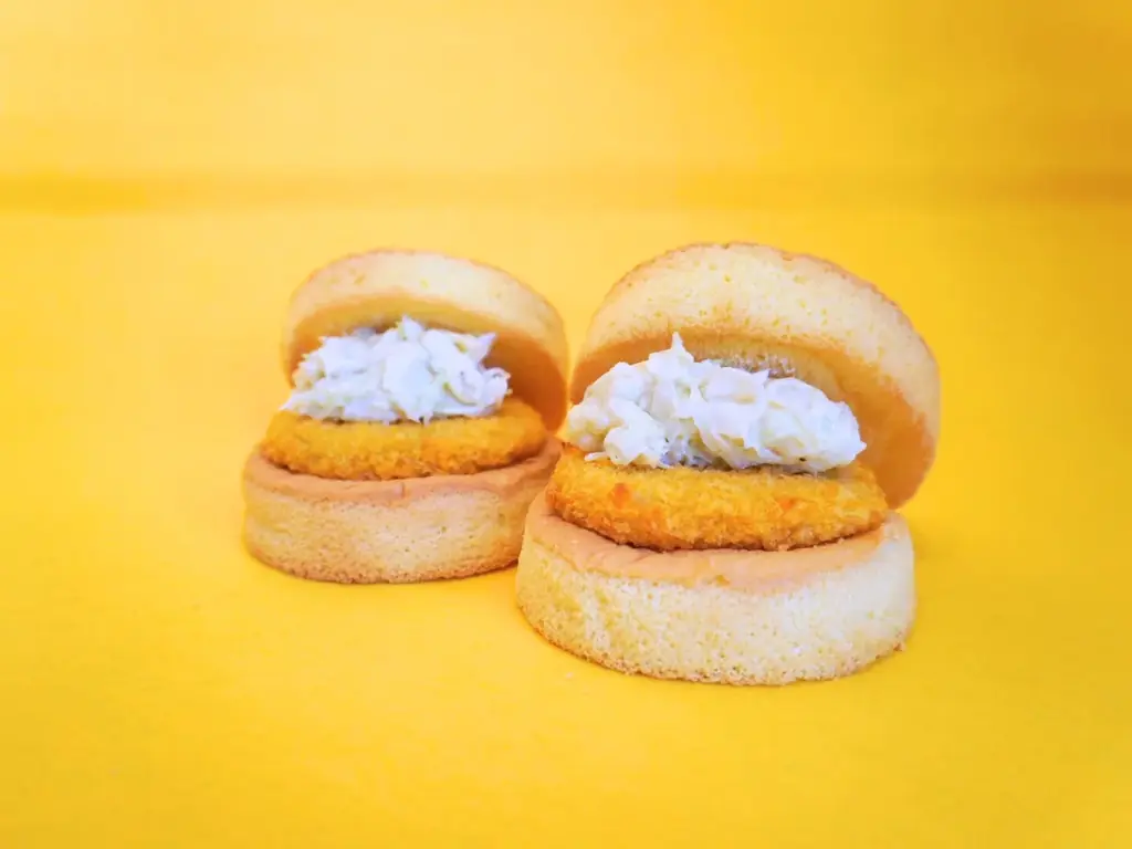 小学校をリノベーションしたグルメ複合施設「神戸北野ノスタ」夏を楽しむ新メニューが登場！お祭り気分を味わえるスイーツや地元産食材を使ったドリンクを販売開始 画像 5