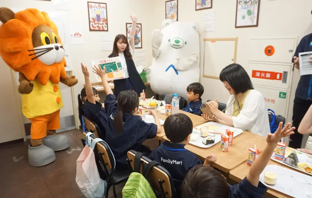 【開催報告】「ファミマこども食堂」で森永乳業とスペシャルコラボ！～60周年を迎えた森永マミーで楽しく学び、キャラクターも考案？！～ 画像 5
