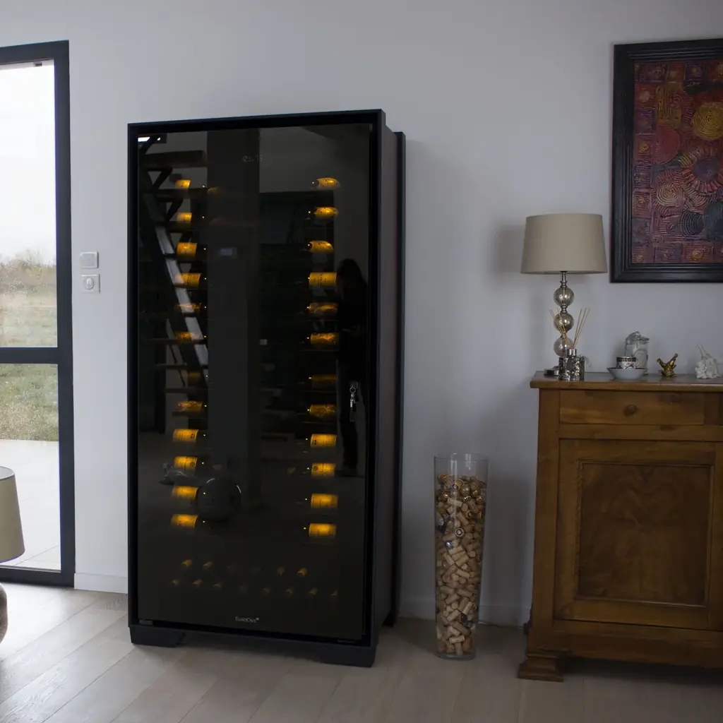 特別企画！ワインセラー購入で豪華ワインが必ず1本ついてくる！「夏のワインセラーキャンペーン」 画像 4