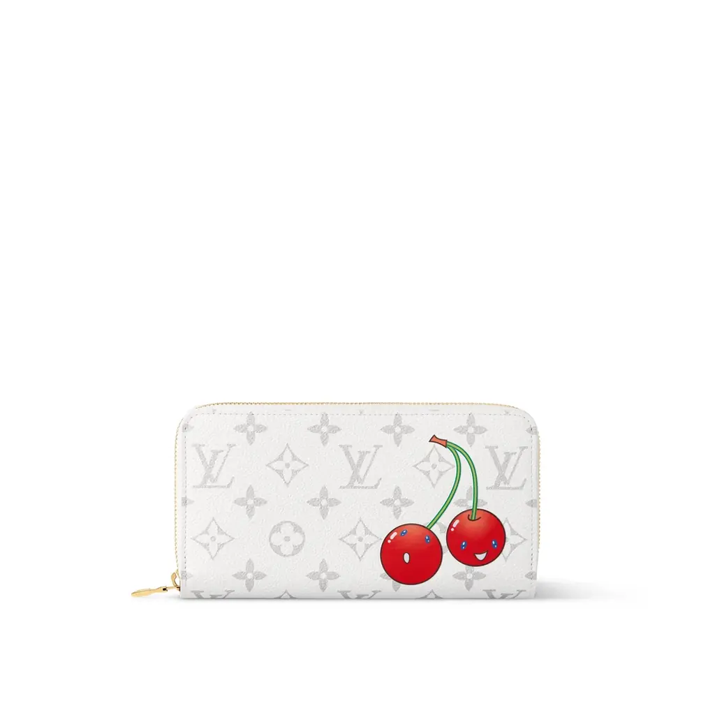 【ルイ·ヴィトン】「LOUIS VUITTON × 村上隆」第3章よりチェリーモ·チーフが目を引く夏にぴったりのPVCやデニム素材のアイテムが登場 画像 5