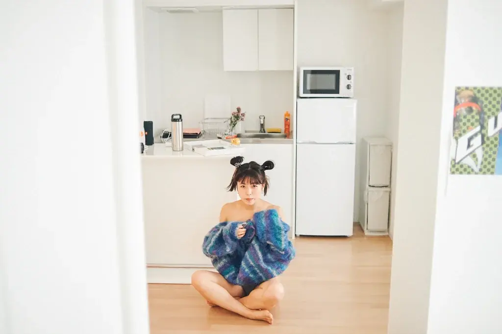 フォトグラファー 花盛友里の写真集「nuidemita – 脱いでみた。3 -」が、8月27日（水）に発売。普通の女の子たちが “脱いでみた” ヌード写真集、待望の第3弾は過去最多となる55名が参加 画像 8