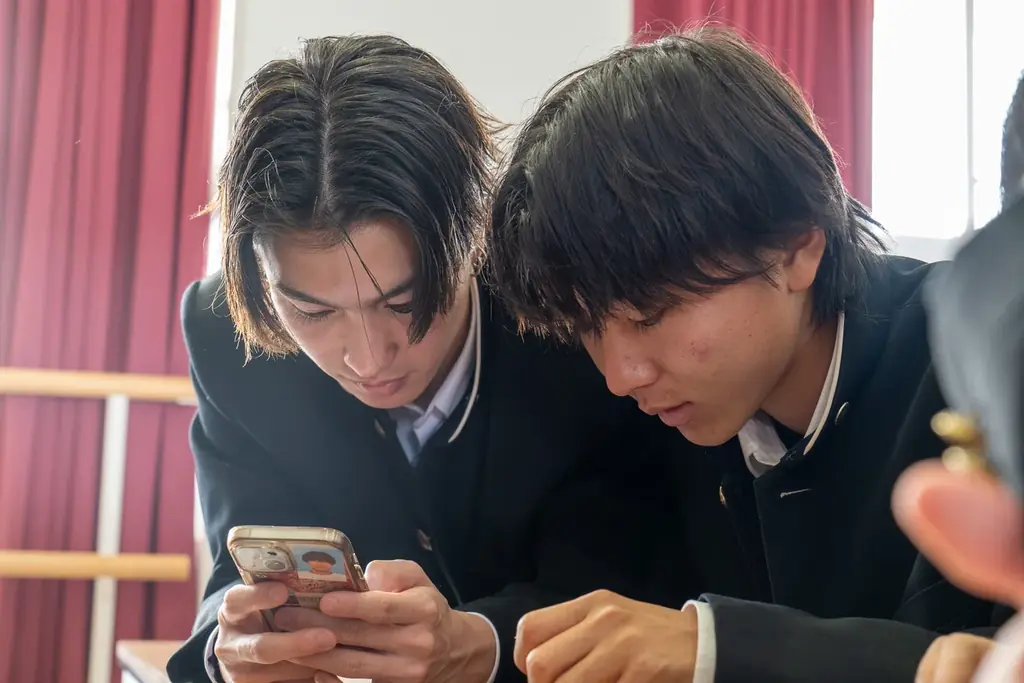 増え続ける『闇バイト問題』に藤沢市が官民連携で新しい対策を開始。闇バイト対策ゲーム「レイの失踪」を使った特別授業を実施 画像 5