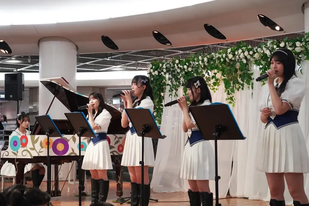 被爆80周年記念事業 紙屋町まちかどピアノ ラッピングリニューアル記念コンサート STU48紙屋町ピアノで平和の音色を紡ぐ 画像 2