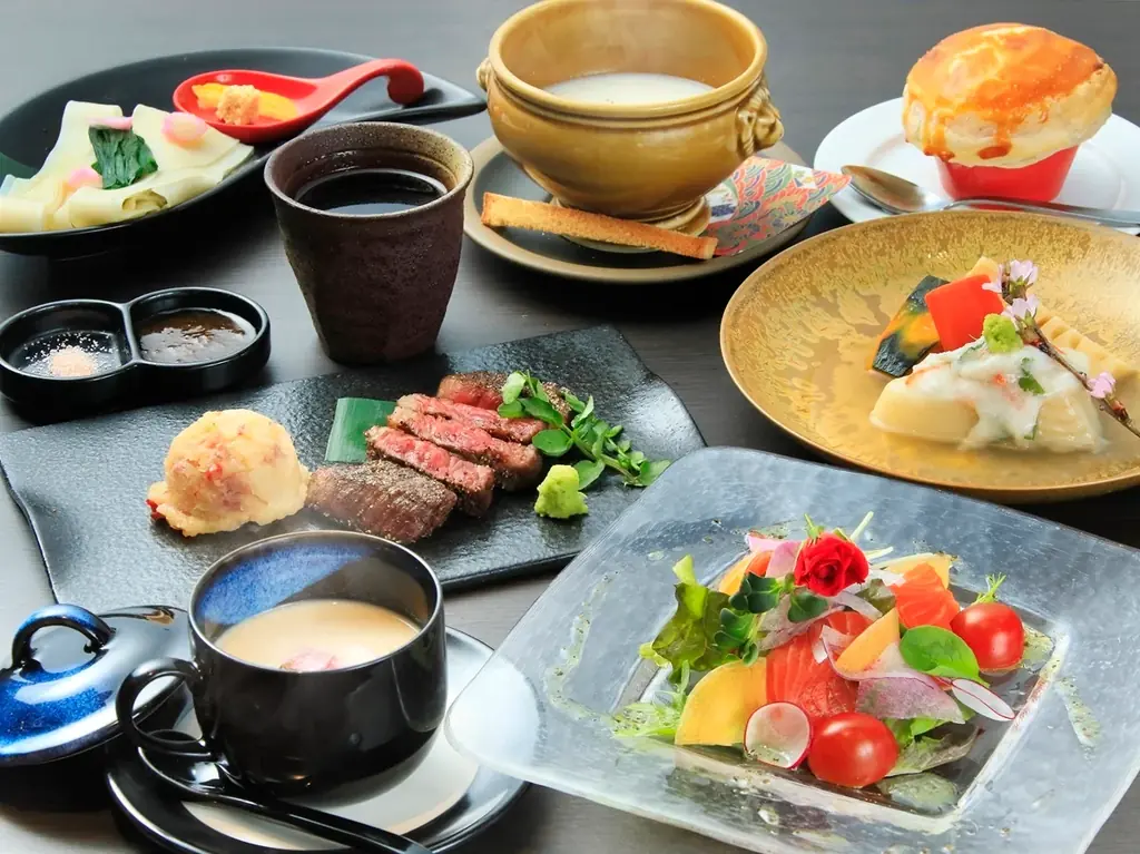 あのご当地ヒーローがやってくる！栃木・奥日光のレイクビュー温泉宿にて「山岳戦士オクニッコーマン」ヒーローショー開催｜2025年7月20日（日） 画像 5