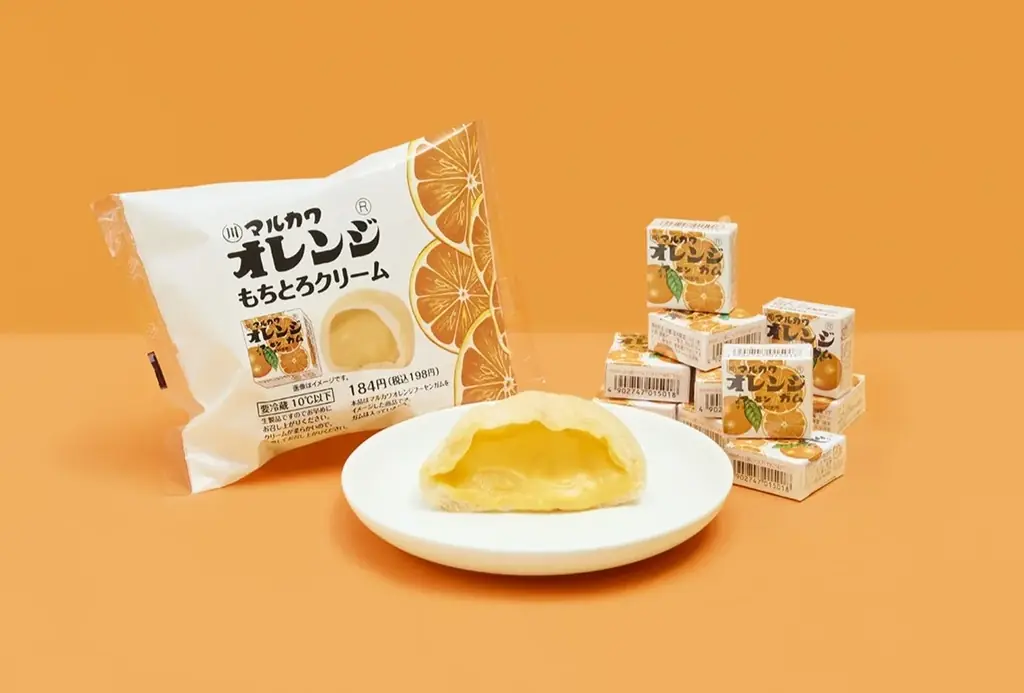 懐かしの駄菓子がファミマでスイーツに!「モロッコヨーグル」「マルカワオレンジフーセンガム」とのコラボスイーツがファミマ限定で新登場 画像 3