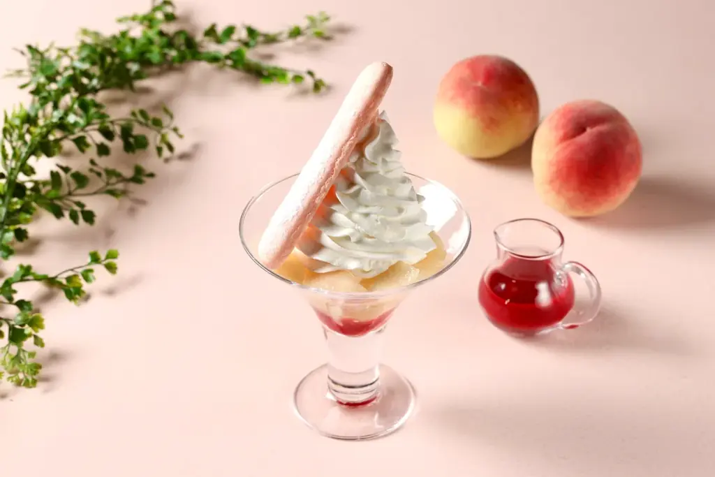 夏限定パフェ発売