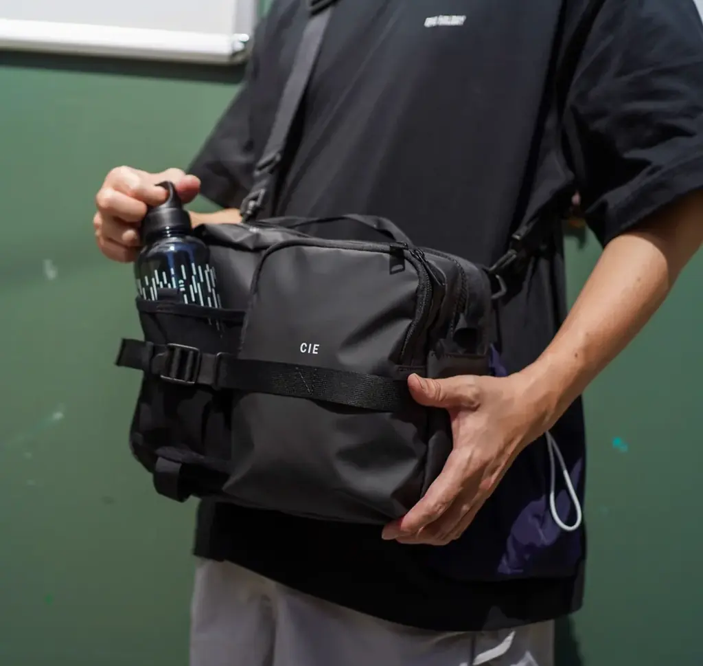 暑い夏にぴったり！バッグブランド「 CIE 」のボトルショルダーバッグのご紹介！[ 7月限定 ]クリアボトルプレゼントキャンペーン！ 画像 2