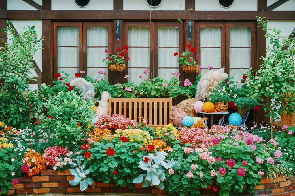 神戸布引ハーブ園の大人気企画「宝探しゲーム」が世界的名作の日本初の劇場アニメ「不思議の国でアリスと -Dive in Wonderland-」（8/29全国公開）とコラボ！7/12（土）より開催します 画像 3