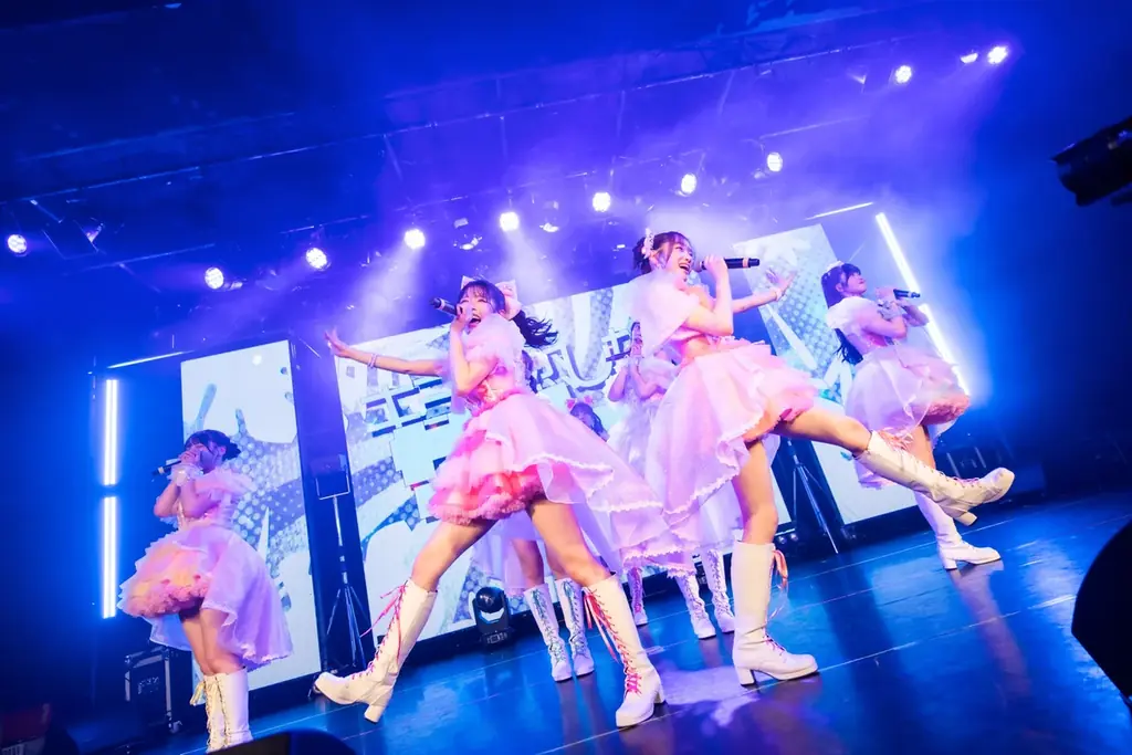 fav me、初の東名阪ツアー『We’re fav me♡』完走! 1stシングルCDリリース決定をファンにサプライズ発表 画像 2