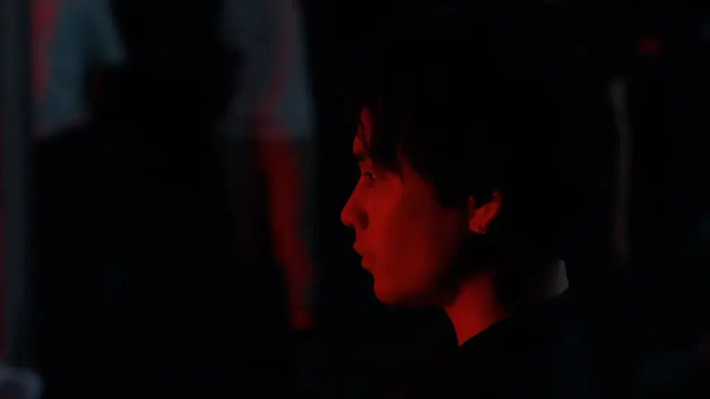 自分の道”を突き進むアクションムービー　柳楽優弥が表現する“葛藤”と“決意”　NIKE AIRMAXシリーズ最新モデル「AIRMAX FIRE」柳楽優弥を起用したビジュアル・ムービー公開 画像 11