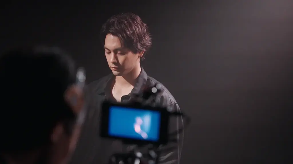 自分の道”を突き進むアクションムービー　柳楽優弥が表現する“葛藤”と“決意”　NIKE AIRMAXシリーズ最新モデル「AIRMAX FIRE」柳楽優弥を起用したビジュアル・ムービー公開 画像 9