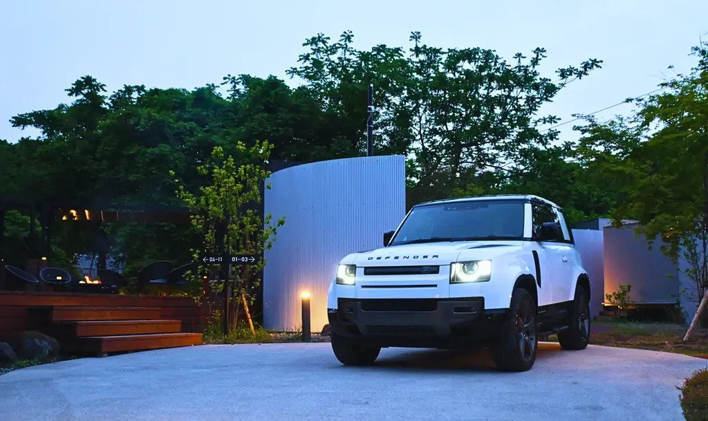 ランドローバー・ディフェンダーがBLANC FUJIに集結 画像 2