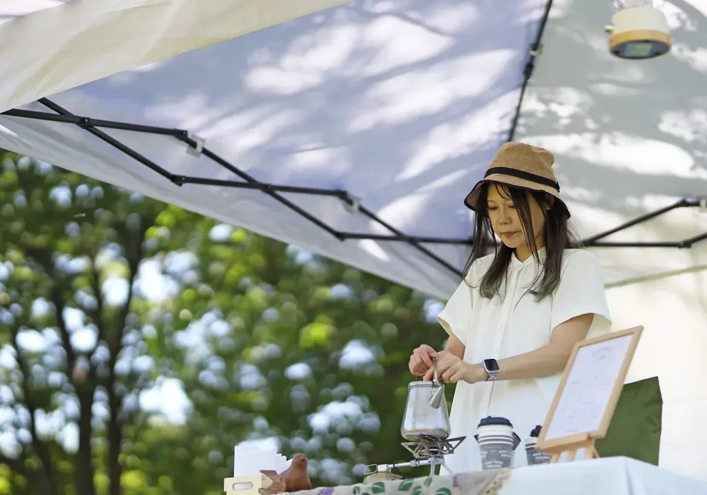 広げるだけで、おしゃれな出展空間に。自由に演出できる理想のマルシェスタイルを 画像 4