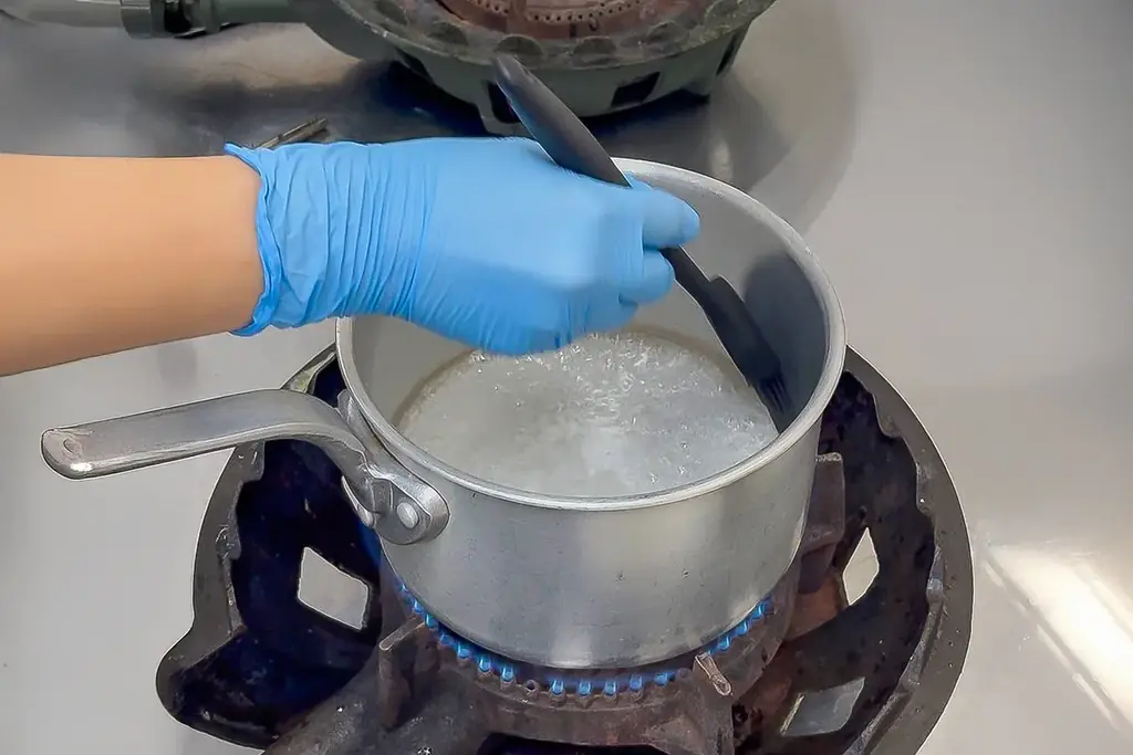 【ケーキ屋社長の本気の新作】サクサクなのに“ふわとろ”！夏季限定「桃のアイスタルト」7/12新発売！ 画像 10