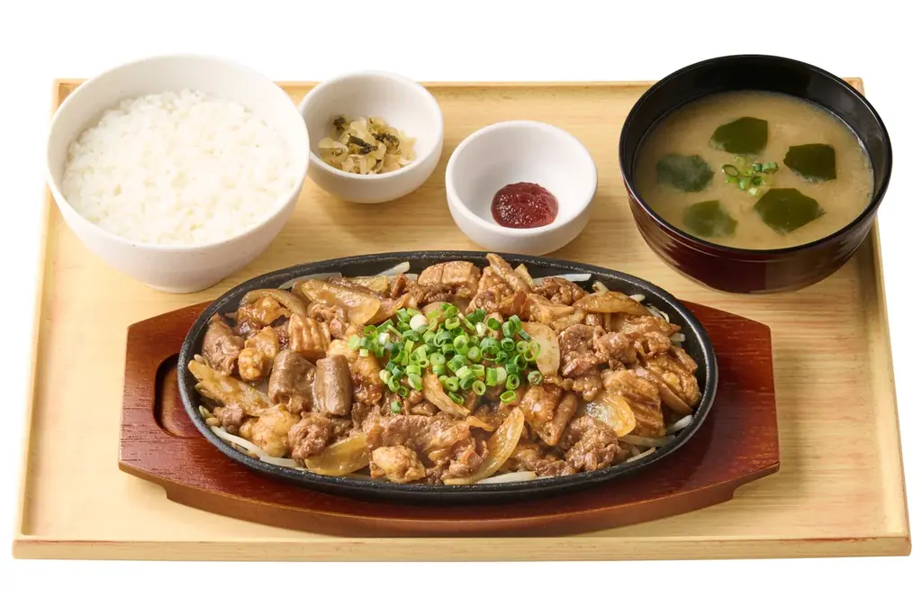 魅力がここに！「やよい軒」全国の店長が選んだ、『牛カルビと牛ホルモン焼の定食』おすすめポイント！1位『牛カルビと牛ホルモンを１つの定食で堪能できる』 画像 3