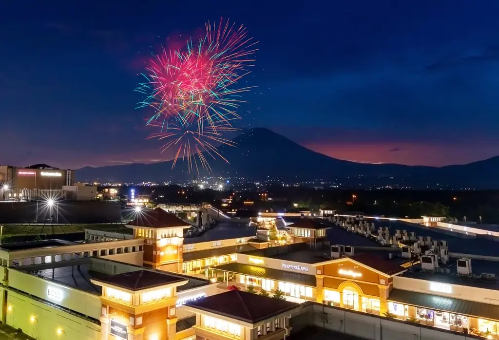 7月19日開始！御殿場アウトレット夏祭りで花火とグルメを満喫