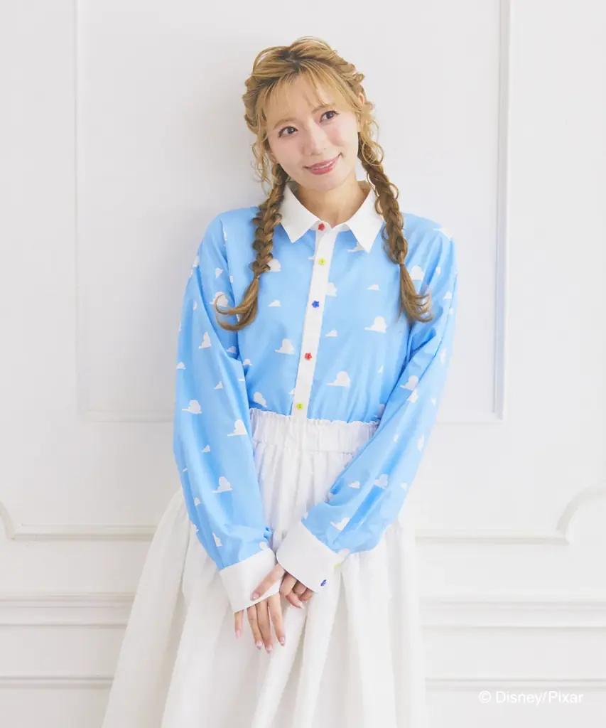 Areeamから『トイ・ストーリー』の新作コレクションが登場！「アンディ」の部屋の壁紙をイメージした爽やかな雲柄アイテムを7月18日（金）に発売 画像 2