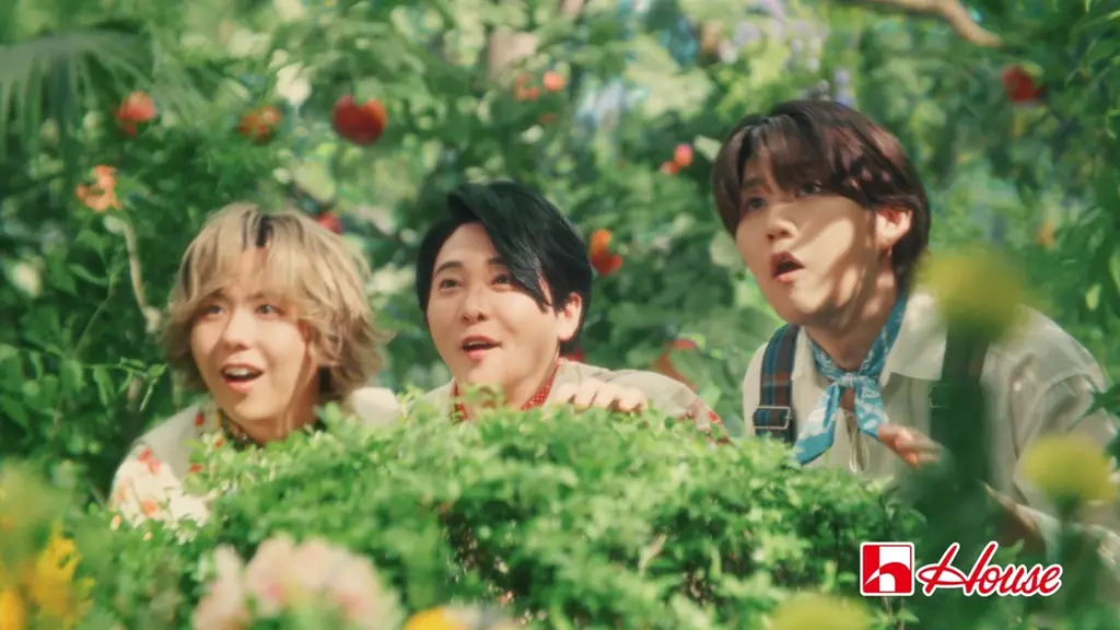 ミセスロゴのスペシャルカレーが登場！ハウス食品×Mrs. GREEN APPLE 新TVCM　ハウスカレー「不思議なカレーパーティー」夏篇・秋篇 公開 画像 2