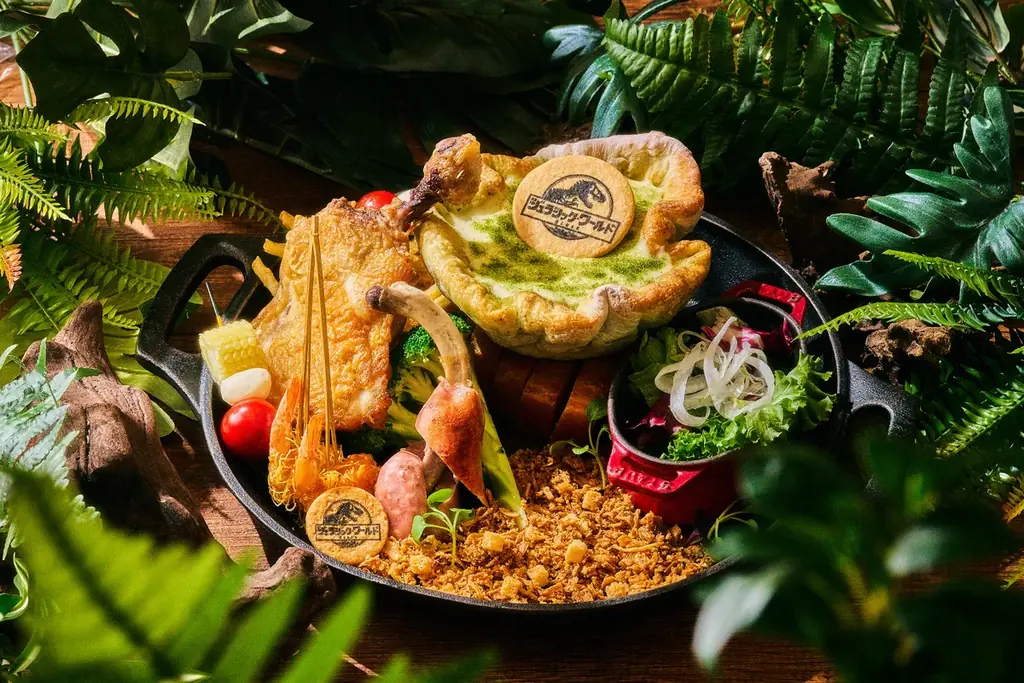 【西武・プリンスホテルズワールドワイド】映画『ジュラシック・ワールド／復活の大地』とコラボレーション企画を実施 コラボレーションフード・スイーツの提供や恐竜の氷彫刻イベントを開催 画像 5